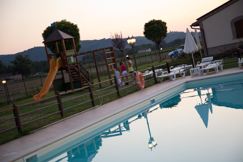 Agriturismo Le Rondini Di Francesco Di Assisi Cannara Экстерьер фото