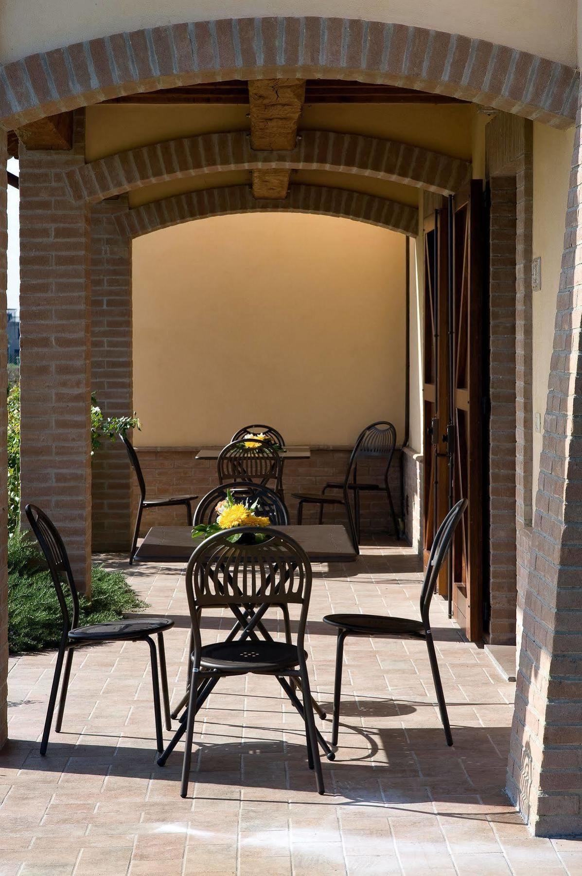 Agriturismo Le Rondini Di Francesco Di Assisi Cannara Экстерьер фото